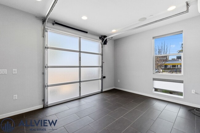 149 Mercer Way in Costa Mesa, CA - Building Photo - Building Photo