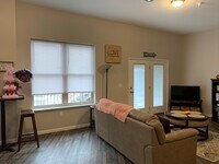 22 E State St photo'