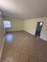 1608 NW 11th St in Fort Lauderdale, FL - Building Photo - Building Photo