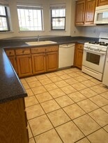 5919 Cubero Dr NE in Albuquerque, NM - Building Photo