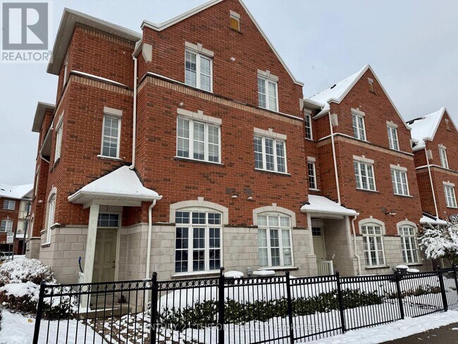 property at 3030 Breakwater Ct