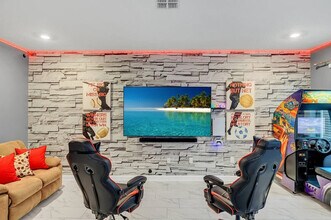 9016 Sommerset Hills Dr in Kissimmee, FL - Building Photo - Building Photo