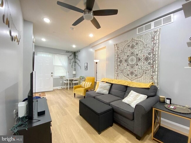 property at 1932 N 8th St