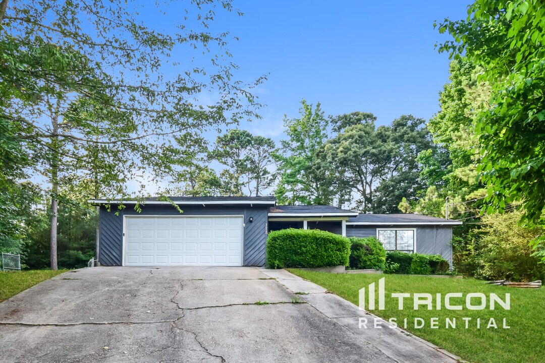 3670 Riverchase Terrace in Decatur, GA - Building Photo