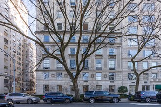 920 Fifth Ave in New York, NY - Building Photo - Building Photo
