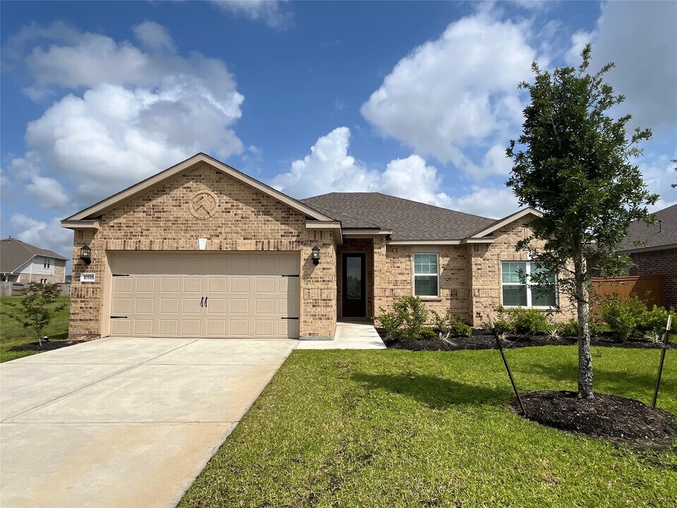 10518 Sutter Crk Dr in Rosharon, TX - Building Photo