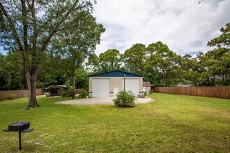 12802 N 53rd St in Tampa, FL - Building Photo - Building Photo