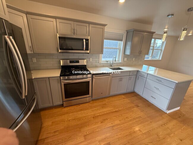 6 Beech St, Unit 2