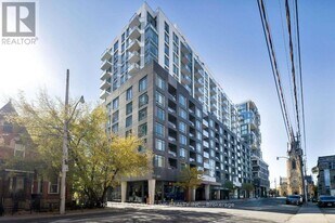 525 Adelaide St W in Toronto, ON - Building Photo