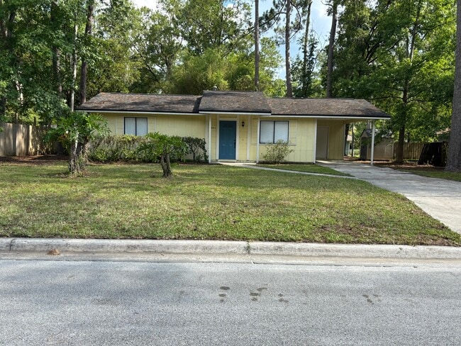 2901 NW 42nd Pl in Gainesville, FL - Building Photo - Building Photo