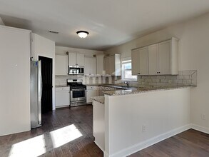 2565 Dolostone Way in Dacula, GA - Foto de edificio - Building Photo