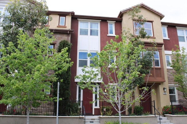 property at 1511 Bond St
