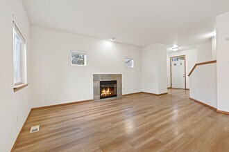 238 Mitchell Ln in Napavine, WA - Building Photo - Building Photo