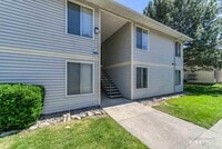 1539 Delucchi Ln, Unit H