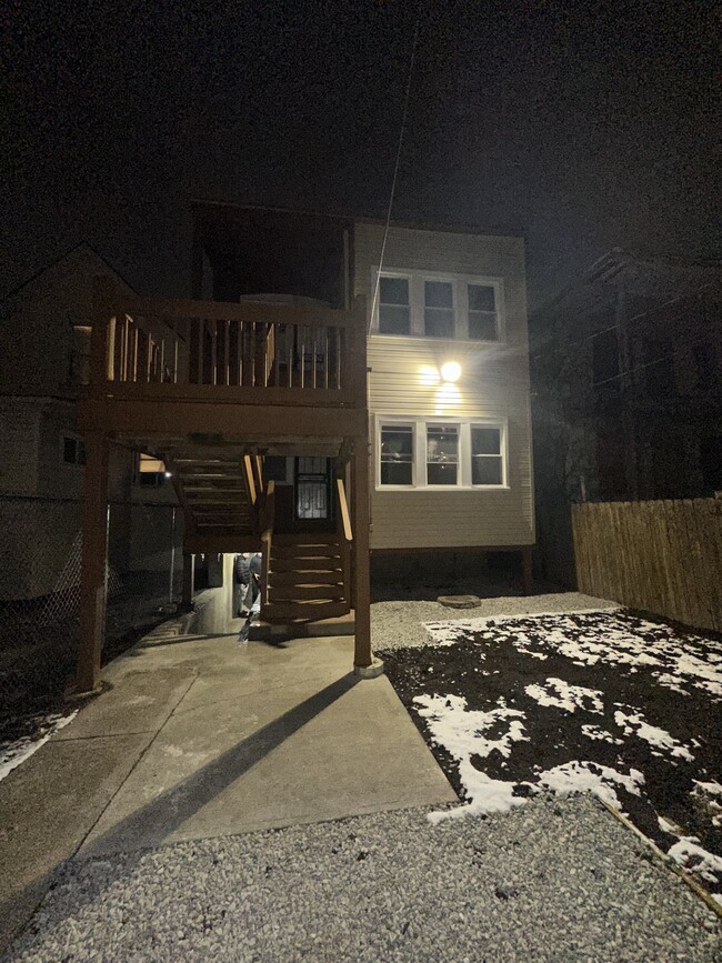 849 N Laramie Ave, Unit Marin Property 1 in Chicago, IL - Foto de edificio - Building Photo