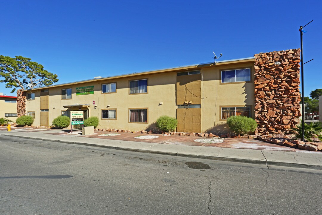 Van Patten Apartments in Las Vegas, NV - Building Photo