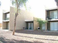 2801 E Paradise Ln in Phoenix, AZ - Foto de edificio - Building Photo