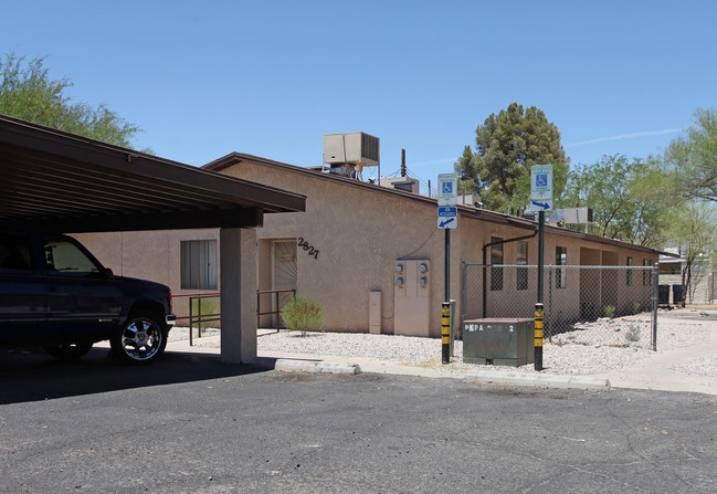 2827-2841 N Edith Blvd in Tucson, AZ - Building Photo - Building Photo