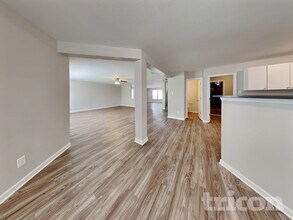 1351 Waterlily Lane in Charlotte, NC - Building Photo - Building Photo