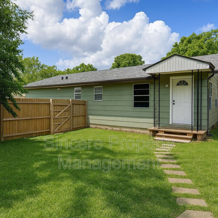 1222 NW 8th St in Oklahoma City, OK - Building Photo