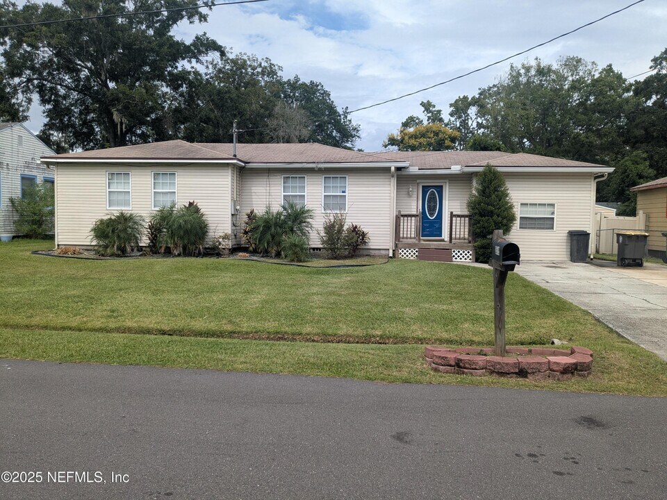 3519 Sunset St in Jacksonville, FL - Building Photo