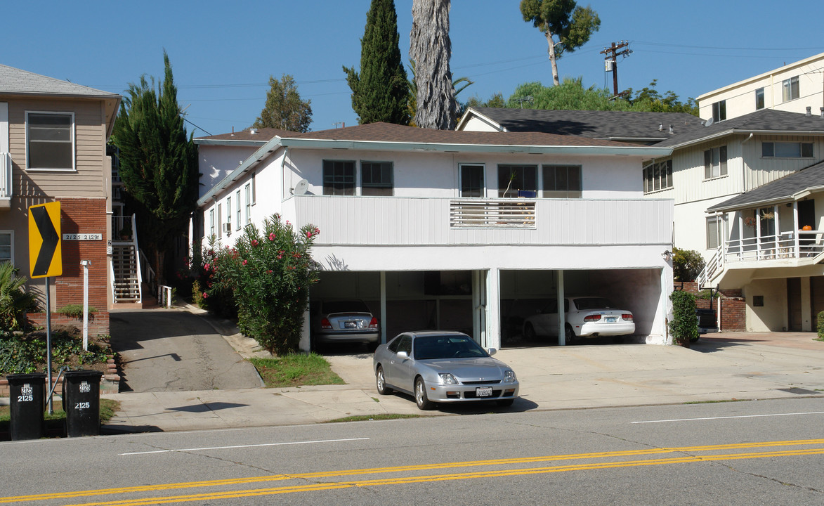 2121 S Beverly Glen Blvd in Los Angeles, CA - Building Photo