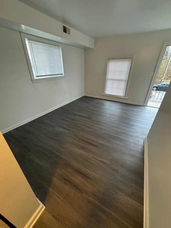 1111 Stainback St in Petersburg, VA - Foto de edificio - Building Photo