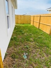 701 N Onyx Ave in Edinburg, TX - Building Photo - Building Photo