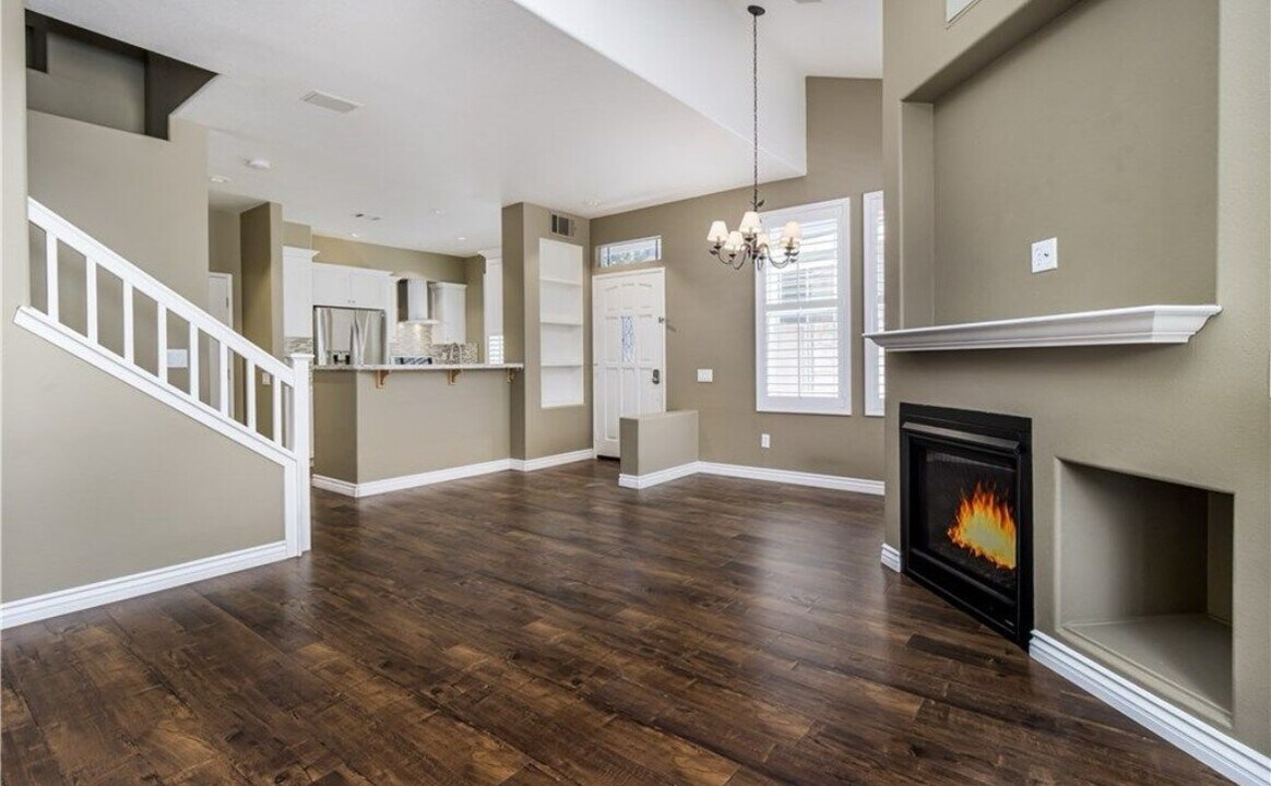 23632 Big Horn Walk in Santa Clarita, CA - Building Photo