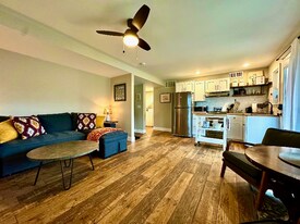 33 Walker Ave in Somers, MT - Building Photo