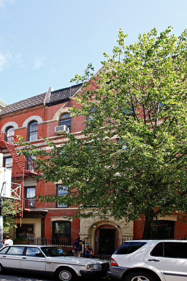 349 12th St in Brooklyn, NY - Foto de edificio - Building Photo