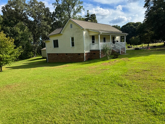 5282 Boy Scout Camp Rd in Kannapolis, NC - Building Photo - Building Photo