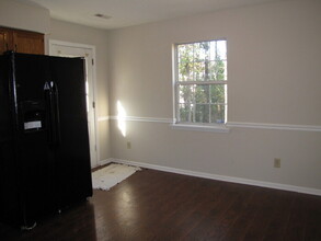 22 Rhyn Ct in Durham, NC - Building Photo - Building Photo