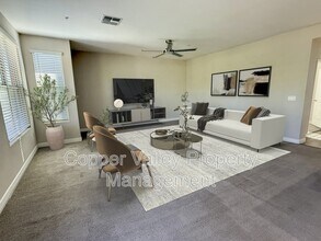 2425 W Bronco Butte Trl in Phoenix, AZ - Building Photo - Building Photo