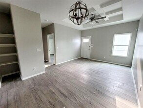 13 13th St in Weslaco, TX - Building Photo - Building Photo