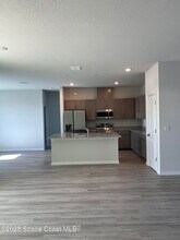 542 Lambright St SW in Palm Bay, FL - Building Photo - Building Photo