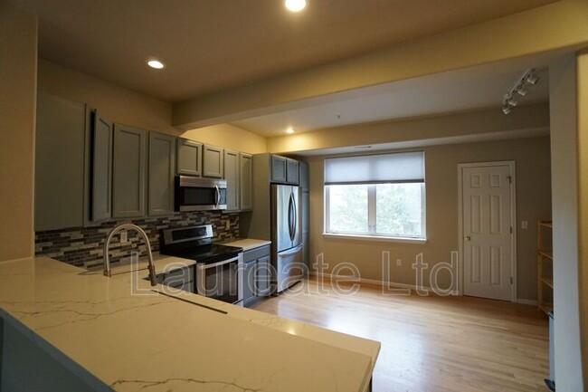 2767 W Riverwalk Cir in Littleton, CO - Building Photo - Building Photo