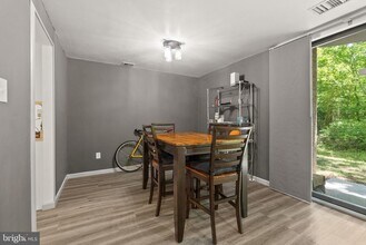 3352 Huntley Sq Dr in Temple Hills, MD - Building Photo - Building Photo