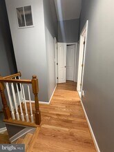 7704 Periwinkle Way, Unit 332 in Severn, MD - Foto de edificio - Building Photo