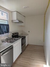 4 E Lawton St, Unit 5009-1121 in St. Clair, PA - Building Photo - Building Photo