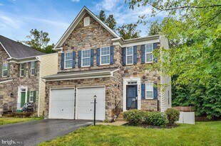 3461 Eagle Ridge Dr in Woodbridge, VA - Building Photo