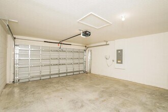 2174 SW Wayne St in Port St. Lucie, FL - Building Photo - Building Photo