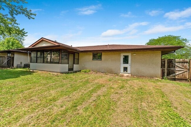 1360 Yorkland Rd in Columbus, OH - Building Photo - Building Photo