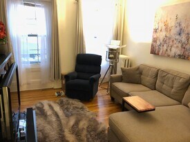 58 S Russell St, Unit 1 in Boston, MA - Building Photo