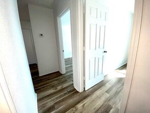 907 W 7th St in Bonham, TX - Building Photo - Building Photo