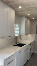 2500 Gulf Shore Blvd N, Unit N8 in Naples, FL - Building Photo - Building Photo