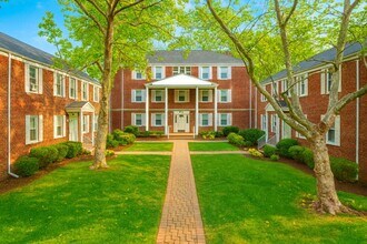 The Highland Collection in Highland Park, NJ - Building Photo - Building Photo