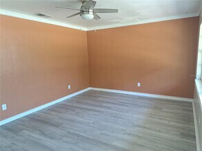 5672 Co Rd 173 in Wildwood, FL - Building Photo - Building Photo
