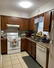 8308 Damascus Cir in Louisville, KY - Building Photo - Building Photo