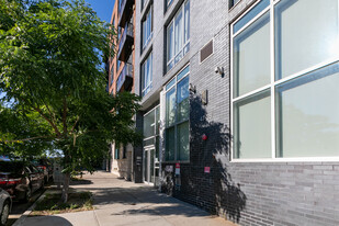 47-28 11th St in Long Island City, NY - Building Photo - Building Photo